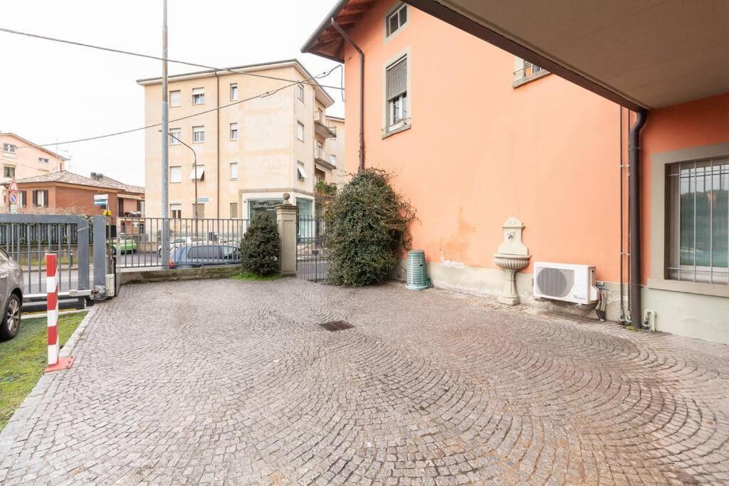 Alessia'S Flat- Zanica Apartment แบร์กาโม ภายนอก รูปภาพ